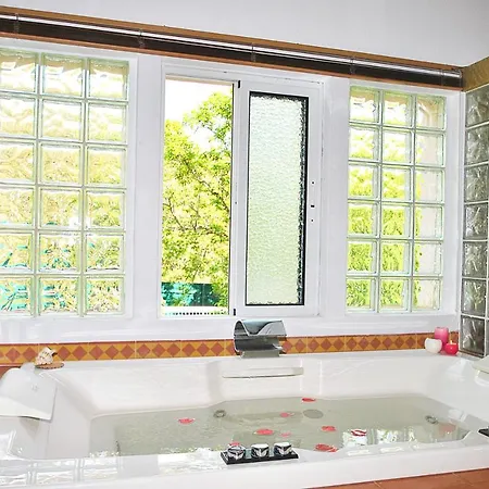 Bogota - Moradia Acolhedora Com Piscina Aquecivel E Bbq * البوفيرا