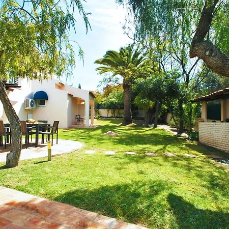 Villa Bogota By Algarve Vacation *