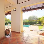 Villa Bogota By Algarve Vacation *
